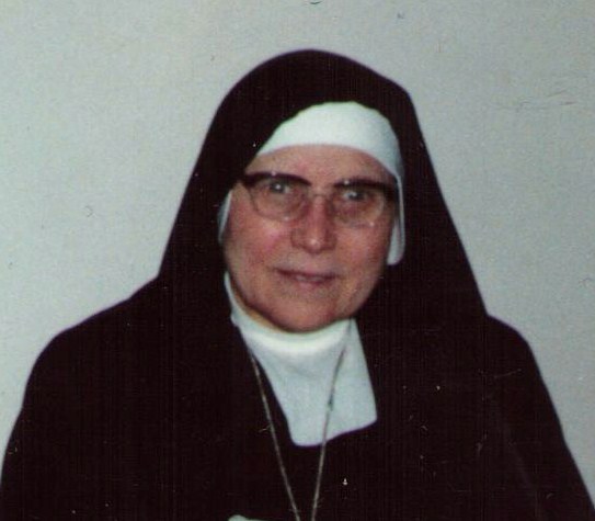 Gioiella Sr. Carmela2   m. 15.10.1999 a San Giorgio a Cremano