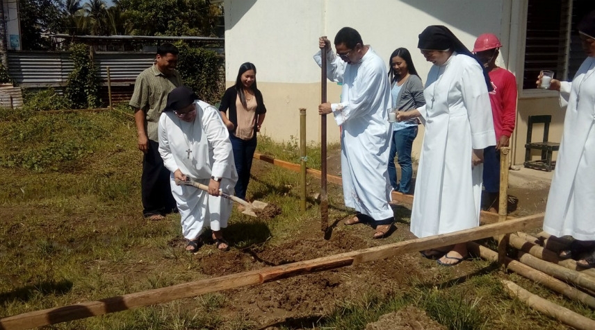 A Panitan-Capiz la prima pietra per la costruzione di 12 nuove aule